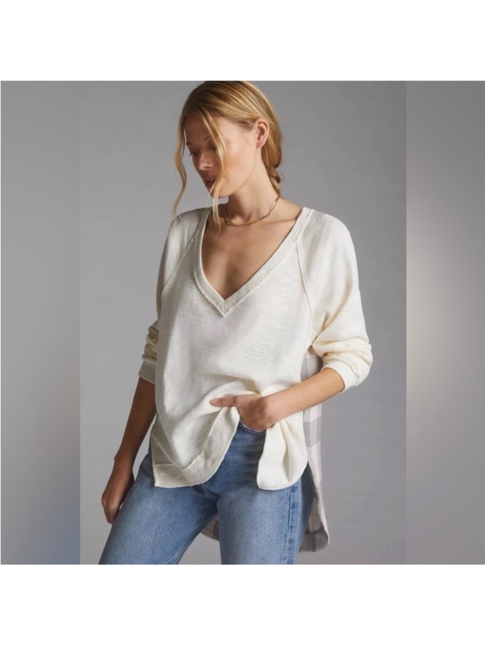 Pilcro Cream V-Neck Lightweight Knit Sweater
